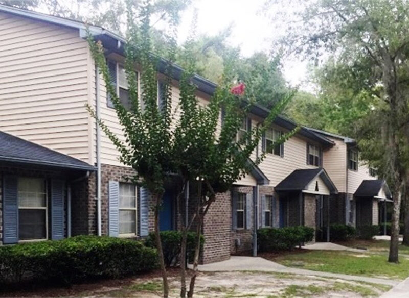 Woodridge Apartments